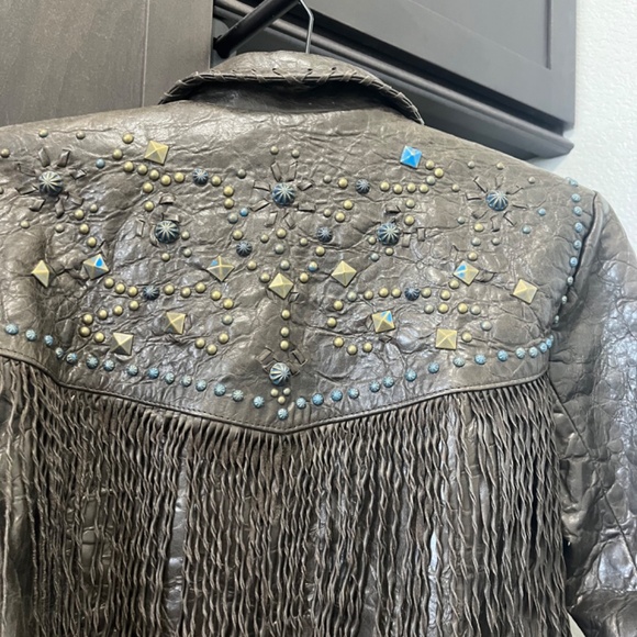 Leather fringe jacket - Picture 9 of 10